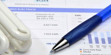 La luz será este mes un 10% más cara