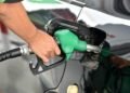 La gasolina se encarece un 15% en lo que va de año y toca su precio máximo