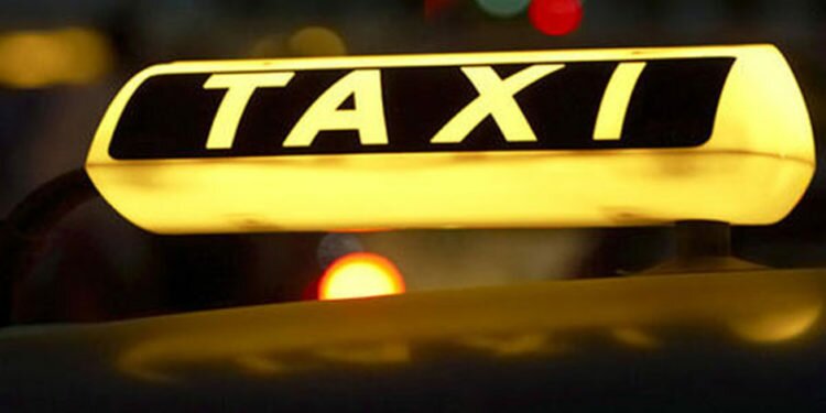 El Ayuntamiento de Cádiz, pone en marcha dos medidas para facilitar el estacionamiento a taxistas y a sanitarios del Puerta del Mar