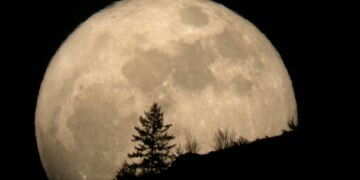 La última superluna de 2020 se podrá ver en mayo