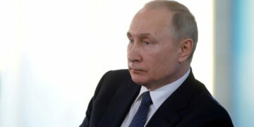 Putin anuncia que la vacuna rusa contra la Covid-19, la primera del mundo contra el virus, ya está registrada