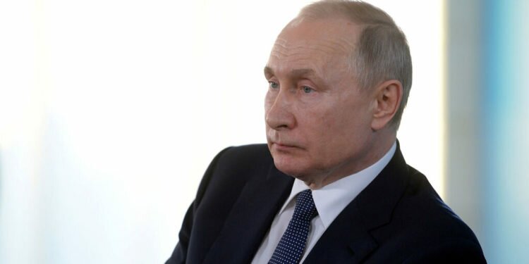 Putin anuncia que la vacuna rusa contra la Covid-19, la primera del mundo contra el virus, ya está registrada