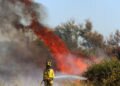 Estabilizado el incendio que afecta a un paraje de Aznalcóllar en Sevilla