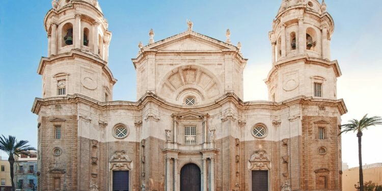 La catedral de Cádiz abre sus puertas a las visitas