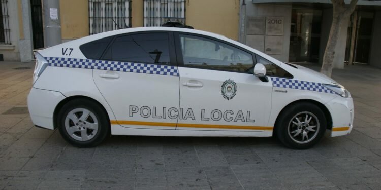 San Fernando: La Policía Local interpone hasta 110 sanciones por incumplir la normativa anti covid-19 el fin de semana