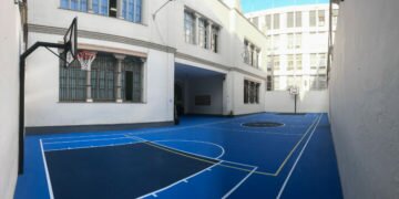 El patio del colegio San Rafael, listo para el curso escolar