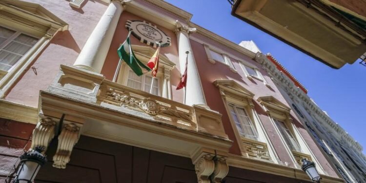 El Museo de las Cortes de Cádiz estará cerrado por labores de pinturas y resanado