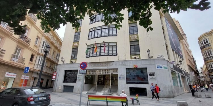 La Fundación Municipal de la Mujer acoge una charla informativa sobre el consumo de hipnóticos y ansiolíticos