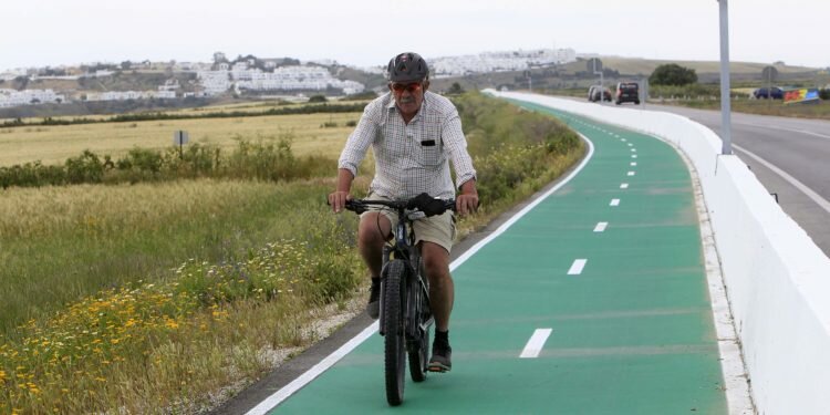 La Junta licita 7,7 kilómetros de carril bici entre Los Caños y Barbate por 3,6 millones de euros