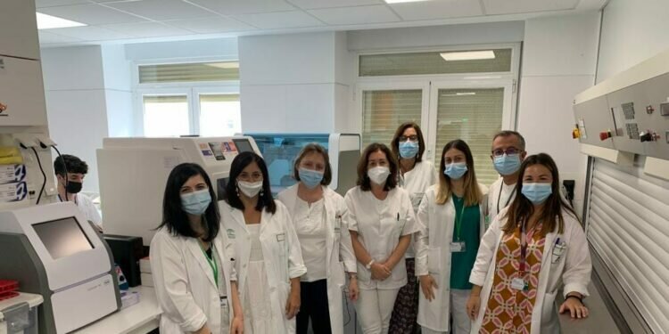 El Hospital Universitario Puerta del Mar avanza en la personalización del tratamiento farmacológico para pacientes con cáncer