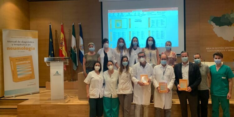 El Hospital de Jerez lidera la publicación de un manual con más de 160 autores sobre diagnóstico y tratamiento en Neumología