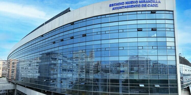 deLuna Hotels gestionará el Hotel del estadio Nuevo Mirandilla de Cádiz
