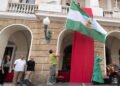 El Ayuntamiento celebra el 86º aniversario del primer izado de la bandera andaluza en la Casa Consistorial