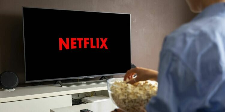 Netflix prueba a cobrar tarifas adicionales por iniciar sesión fuera del hogar conectado a un televisor