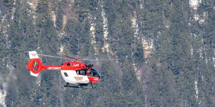 Seis muertos y 15 desaparecidos tras desprendimiento de glaciar en Italia