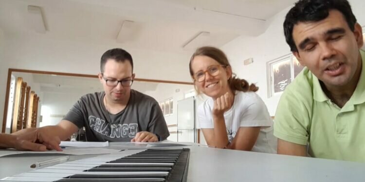 El Puerto: La octava edición de La Voz Joven de la Bahía, reaparece con 12 jóvenes seleccionados encarando la final del Festival