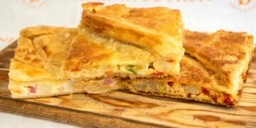 Antonia Butrón homenajea a la tortilla de patatas con los nuevos sabores de empanadas para este verano