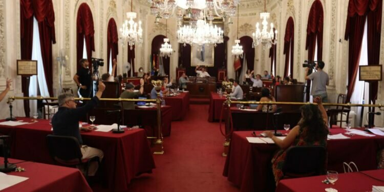 Se aprueba provisionalmente la modificación puntual del PGOU para frenar la turistificación de la ciudad