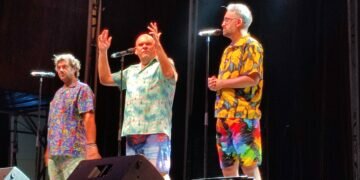 San Fernando: El Comandante Lara & Cía. terminan su gira en Bahía Sound con lleno absoluto