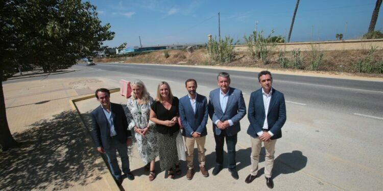 La Junta inicia las obras del desdoble de la carretera de acceso a Sanlúcar desde Chipiona