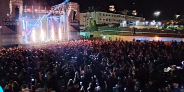 Bahía Sound Folk: ‘Juglares y piratas’ dos grandes entre fuegos, globos y serpentinas