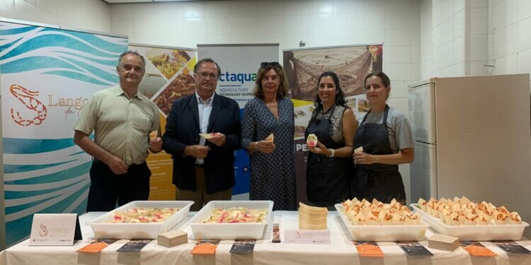 El ‘Pescado de estero tradicional’ y el ‘Langostino de Chiclana’, protagonistas en el Mercado de Abastos