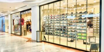 El streetwear más actual irrumpe en Bahía Sur de la mano de la firma española Polinesia