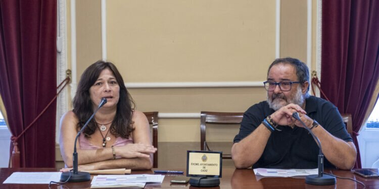 El Ayuntamiento renueva con la Fundación Márgenes y Vínculos un programa para la prevención del maltrato a la infancia y a la adolescencia