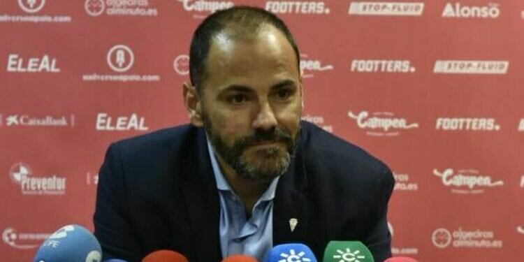 Salva Ballesta nuevo entrenador del San Fernando