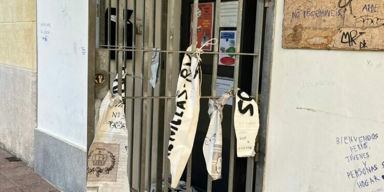 ‘Vecinos de Cádiz’ condena y denuncia las amenazas recibidas por la AVV Muñoz Arenillas