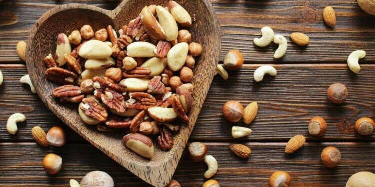 Este es el fruto seco que debes incluir en tu dieta si quieres adelgazar y perder la grasa acumulada