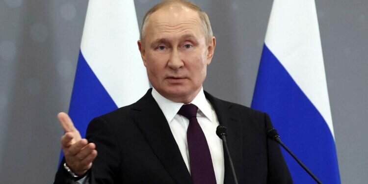 Putin declara la ley marcial en los territorios ucranianos