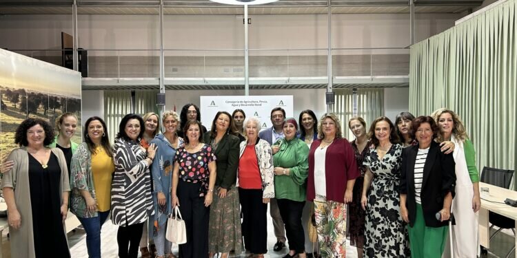 Las políticas de la Junta elevan en 5 puntos el número de mujeres perceptoras de la PAC