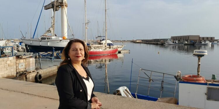 Andalucía satisfecha de que la UE atienda su petición y permita a la flota faenar hasta 400 m de profundidad