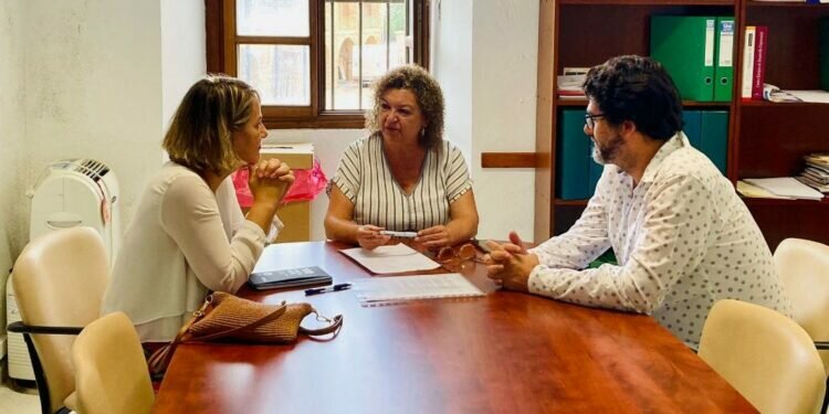 Procasa anima a la APC a presentar su ‘Proyecto Refugio Cádiz’ a la próxima convocatoria para la cesión de viviendas para fines sociales