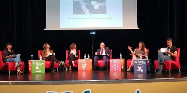 El Ayuntamiento de Cádiz participa en el Seminario Internacional para la protección de los jóvenes migrantes sin acompañamiento familiar