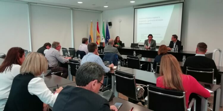 Las ayudas para la contratación fija amplían su plazo hasta el 2 de diciembre