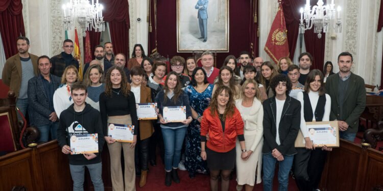 Se entrega los XXI Premios a la Mejor Trayectoria Educativa a un alumnado que son «el futuro de esta ciudad y del mundo entero»