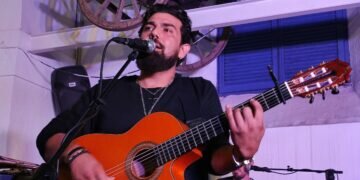 Sanlúcar: Manzanita hace vibrar al público junto a Manuel Cortés