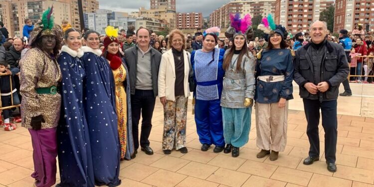 Algeciras: El alcalde se complace del transcurrir de “una Navidad especial para los niños”